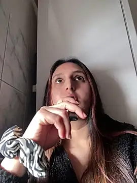 MiraLust online show from February 19, 2026, 9:38 am