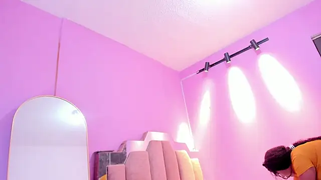 AndreaSweet2 online show from December 15, 2025, 8:02 pm