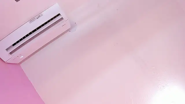 Snapshot of AndreaSweet2 chatting on January 6, 2026, 8:12 pm AndreaSweet2 online show from January 6, 2026, 8:12 pm