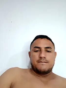 Geral Yeraldyn09 online show from October 30, 2025, 1:29 am