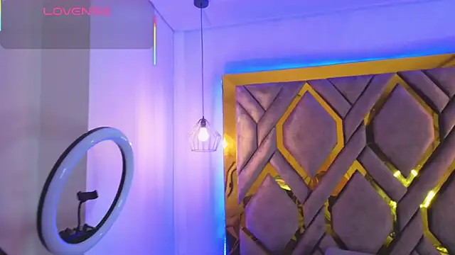 Snapshot of Dom_venena chatting on December 3, 2025, 7:01 pm Dom venena online show from December 3, 2025, 7:01 pm