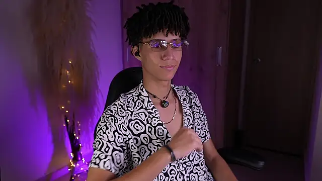 Snapshot of Afro_god_ chatting on May 31, 2026, 3:04 am Afro god online show from May 31, 2026, 3:04 am