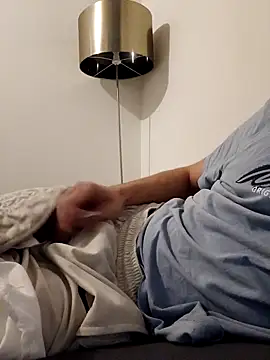 joette19cm online show from September 26, 2025, 9:41 pm