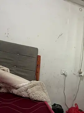 crhong666 online show from March 12, 2026, 12:39 am