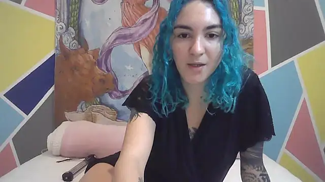 Snapshot of peetitefairy chatting on October 8, 2025, 4:43 am peetitefairy online show from October 8, 2025, 4:43 am