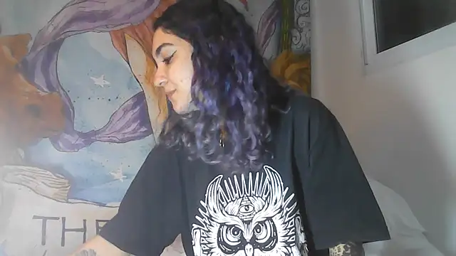 Snapshot of peetitefairy chatting on July 18, 2026, 4:38 am peetitefairy online show from July 18, 2026, 4:38 am