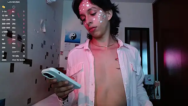 DannyPhantom555 online show from October 29, 2025, 6:53 pm