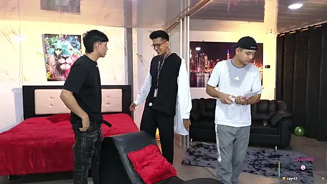 Playhardsex  online show from April 10, 2026, 11:31 pm