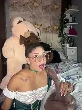 hannachris- online show from March 16, 2026, 11:20 pm