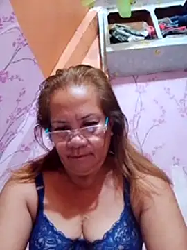 vickyhot1966 online show from December 2, 2025, 9:43 pm