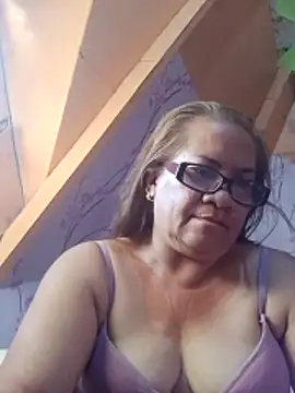 vickyhot1966 online show from June 11, 2026, 10:52 pm