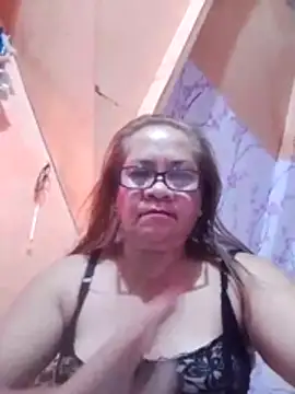 vickyhot1966 online show from June 14, 2026, 9:50 pm