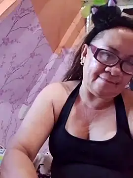 vickyhot1966 online show from June 18, 2026, 8:03 am