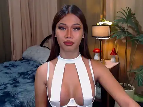 PIXIEWINKY online show from October 23, 2025, 5:29 am