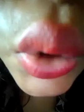 Snapshot of Hott_Muskan chatting on May 3, 2026, 10:32 am Hott Muskan online show from May 3, 2026, 10:32 am