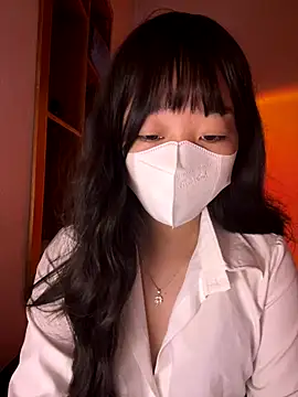 chuppy03 online show from October 5, 2025, 6:23 am