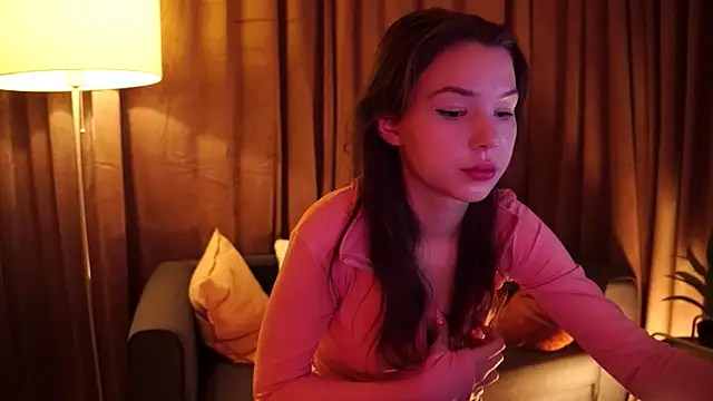 Snapshot of TakeUrPill chatting on October 14, 2025, 5:47 pm TakeUrPill online show from October 14, 2025, 5:47 pm