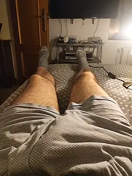 Snapshot of gigolobcn chatting on October 11, 2025, 3:06 am gigolobcn online show from October 11, 2025, 3:06 am