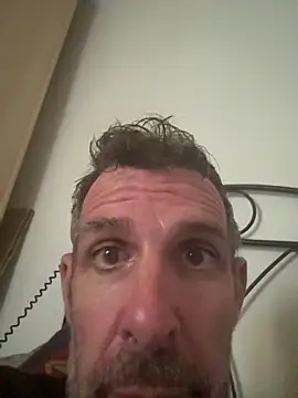 gigolobcn online show from December 15, 2025, 10:52 am