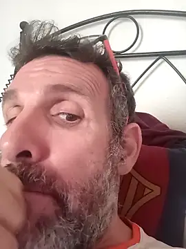 gigolobcn online show from March 7, 2026, 10:23 am