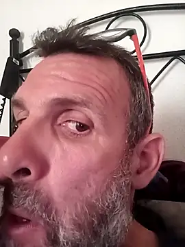 gigolobcn online show from April 10, 2026, 3:50 pm