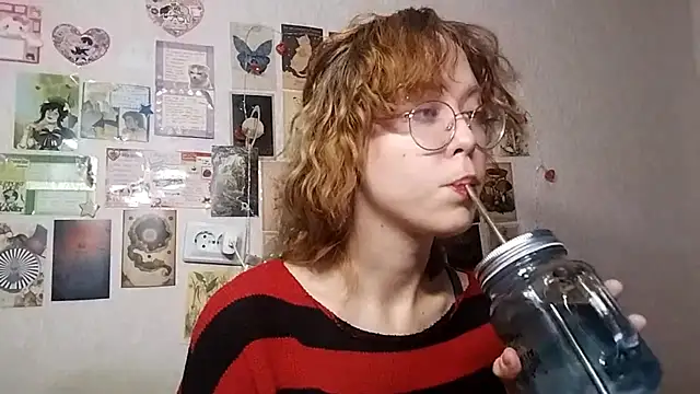 Snapshot of Ieadership chatting on October 23, 2025, 1:21 pm Ieadership online show from October 23, 2025, 1:21 pm