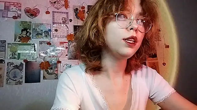 Snapshot of Ieadership chatting on November 17, 2025, 1:17 pm Ieadership online show from November 17, 2025, 1:17 pm