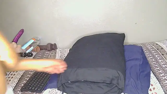 CherieBlushX online show from February 3, 2026, 4:10 am