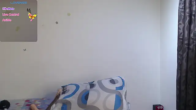 evangeline lover online show from December 16, 2025, 2:11 pm