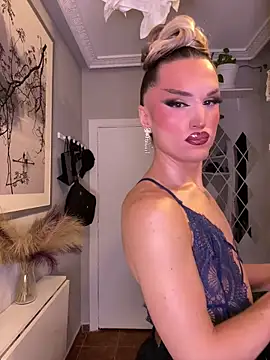 Snapshot of lacattiva chatting on October 1, 2025, 7:31 pm lacattiva online show from October 1, 2025, 7:31 pm