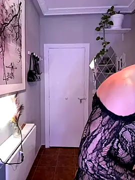 lacattiva online show from November 28, 2025, 8:11 pm