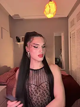 lacattiva online show from December 2, 2025, 5:08 pm