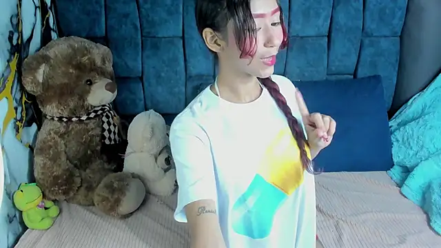 ValentinaKlean online show from July 2, 2026, 1:05 am
