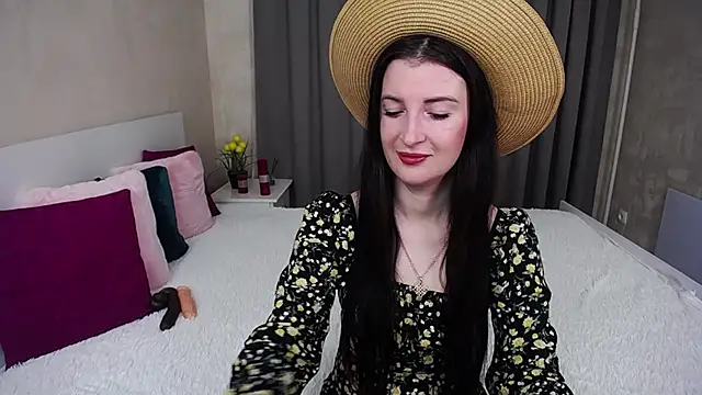 Snapshot of EvelinCuper chatting on November 28, 2025, 6:27 am EvelinCuper online show from November 28, 2025, 6:27 am