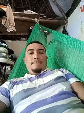 Snapshot of SecurePlanet9 chatting on February 6, 2026, 9:40 pm SecurePlanet9 online show from February 6, 2026, 9:40 pm