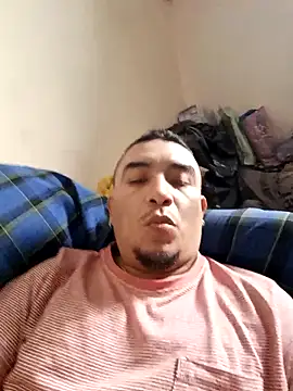 Snapshot of SecurePlanet9 chatting on February 8, 2026, 6:22 pm SecurePlanet9 online show from February 8, 2026, 6:22 pm