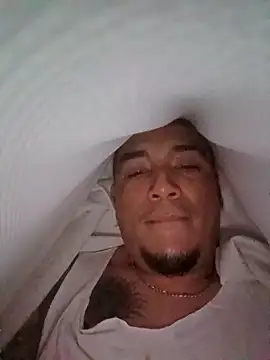 Snapshot of SecurePlanet9 chatting on February 20, 2026, 6:26 am SecurePlanet9 online show from February 20, 2026, 6:26 am