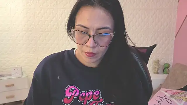 Snapshot of Eva_mermaid chatting on May 28, 2026, 2:25 pm Eva mermaid online show from May 28, 2026, 2:25 pm