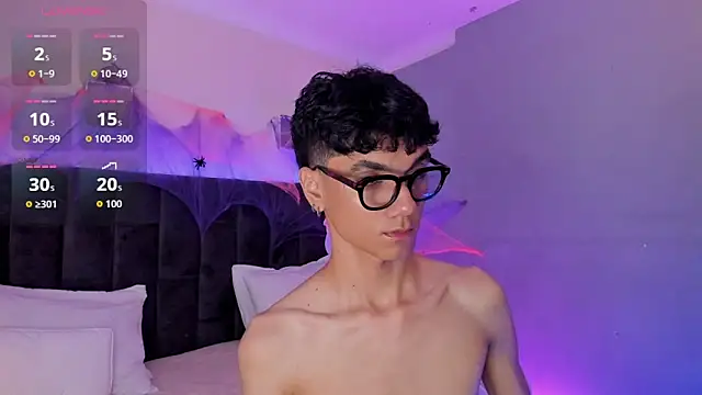 Phillicious   online show from October 23, 2025, 10:41 pm