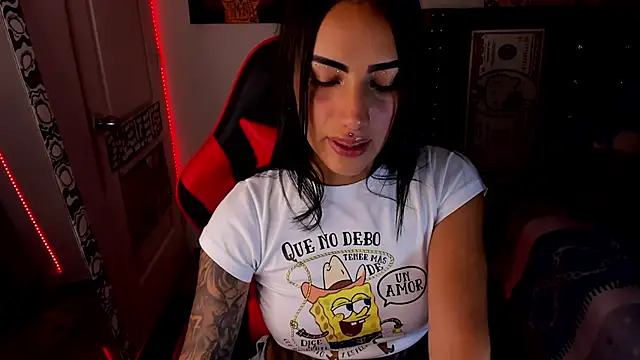 Snapshot of Samanthademonx20_ chatting on February 19, 2026, 8:10 am Samanthademonx20 online show from February 19, 2026, 8:10 am