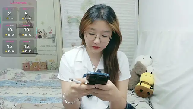 sisi-maiden online show from December 22, 2025, 9:12 pm