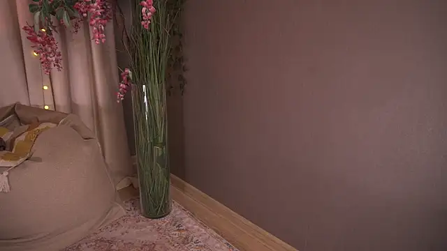 Snapshot of Sense_Of_Rosemary chatting on January 11, 2026, 6:07 am Sense Of Rosemary online show from January 11, 2026, 6:07 am