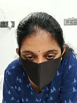 Snapshot of Your-Vedika chatting on September 19, 2025, 6:41 pm Your-Vedika online show from September 19, 2025, 6:41 pm