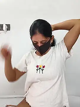Snapshot of Your-Vedika chatting on September 27, 2025, 5:45 am Your-Vedika online show from September 27, 2025, 5:45 am