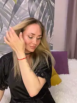 Affectionate lady online show from October 4, 2025, 10:52 pm