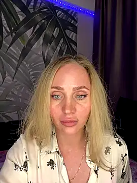 Affectionate lady online show from October 13, 2025, 7:30 am