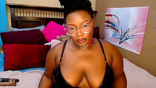 Snapshot of CurvyCocoxxx chatting on May 28, 2026, 8:44 am CurvyCocoxxx online show from May 28, 2026, 8:44 am