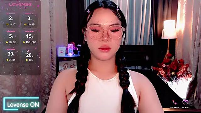 Snapshot of IamRaeganDolls69 chatting on September 15, 2025, 12:21 am IamRaeganDolls69 online show from September 15, 2025, 12:21 am