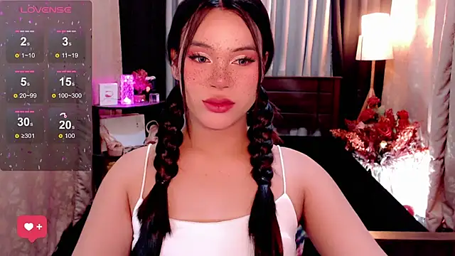 Snapshot of IamRaeganDolls69 chatting on September 26, 2025, 12:03 am IamRaeganDolls69 online show from September 26, 2025, 12:03 am