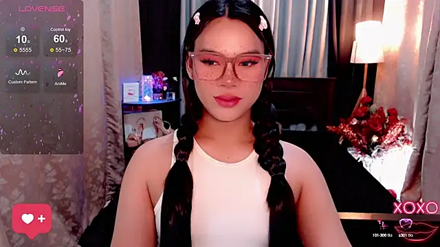 Snapshot of IamRaeganDolls69 chatting on October 8, 2025, 11:46 pm IamRaeganDolls69 online show from October 8, 2025, 11:46 pm